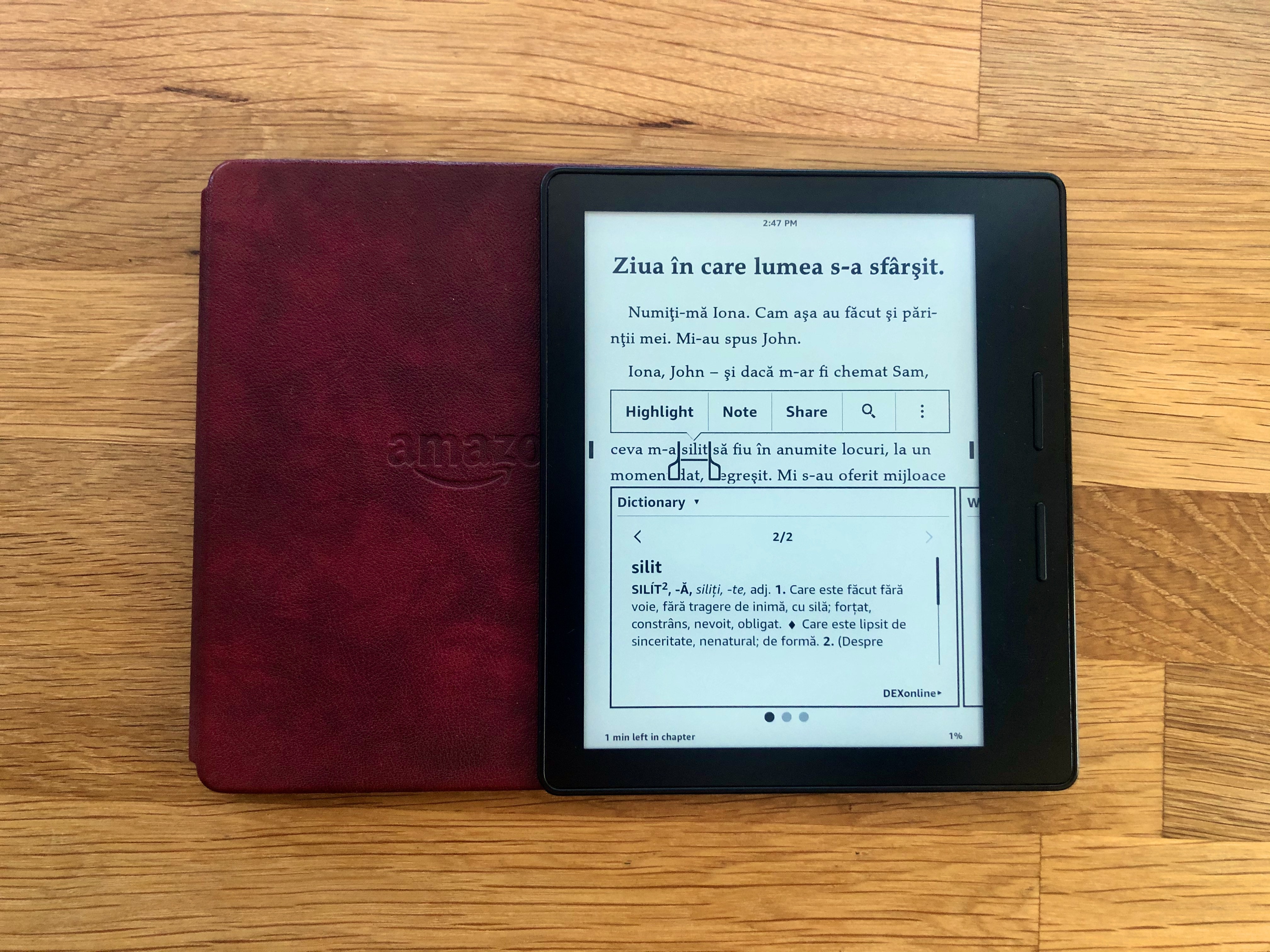 Kindle Oasis with dictionary cover